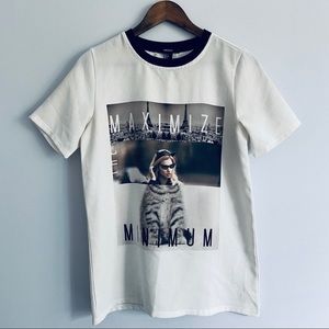 Forever 21 Graphic Cream T-Shirt